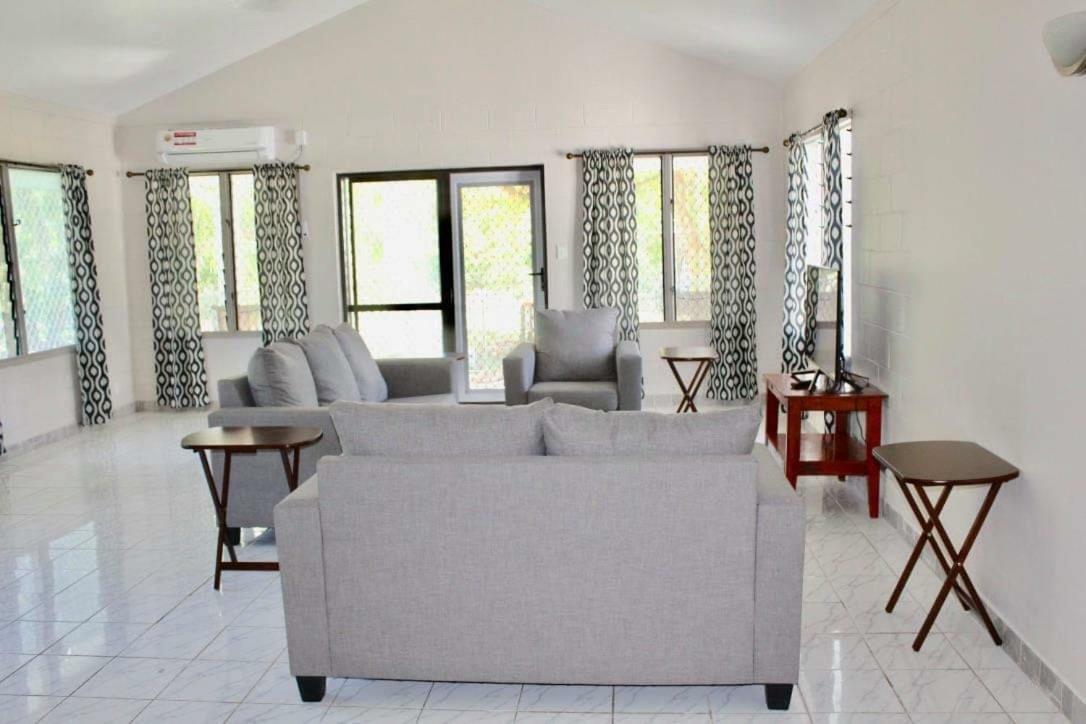 Lotopa Home Apia Luaran gambar
