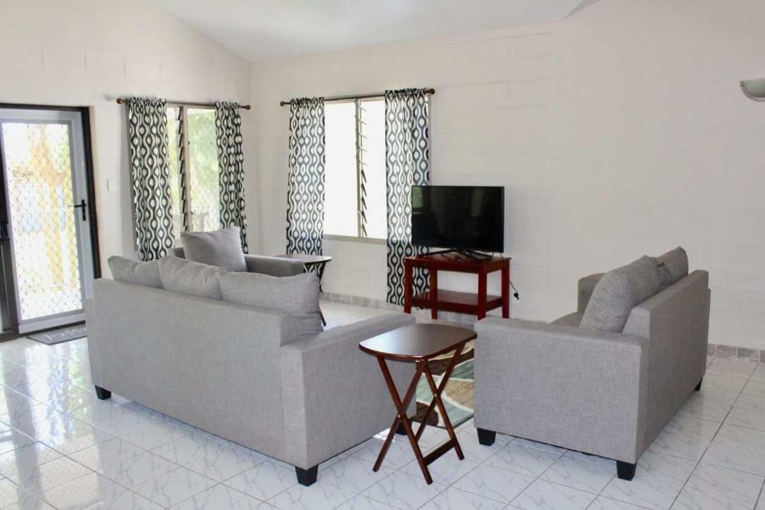 Lotopa Home Apia Luaran gambar